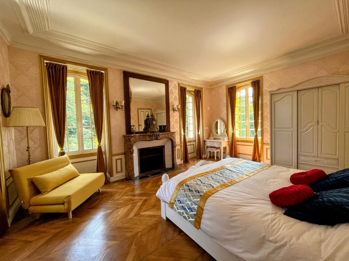 Chateau De Moliens Eksteriør bilde