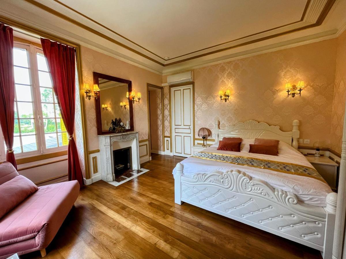 Chateau De Moliens Eksteriør bilde